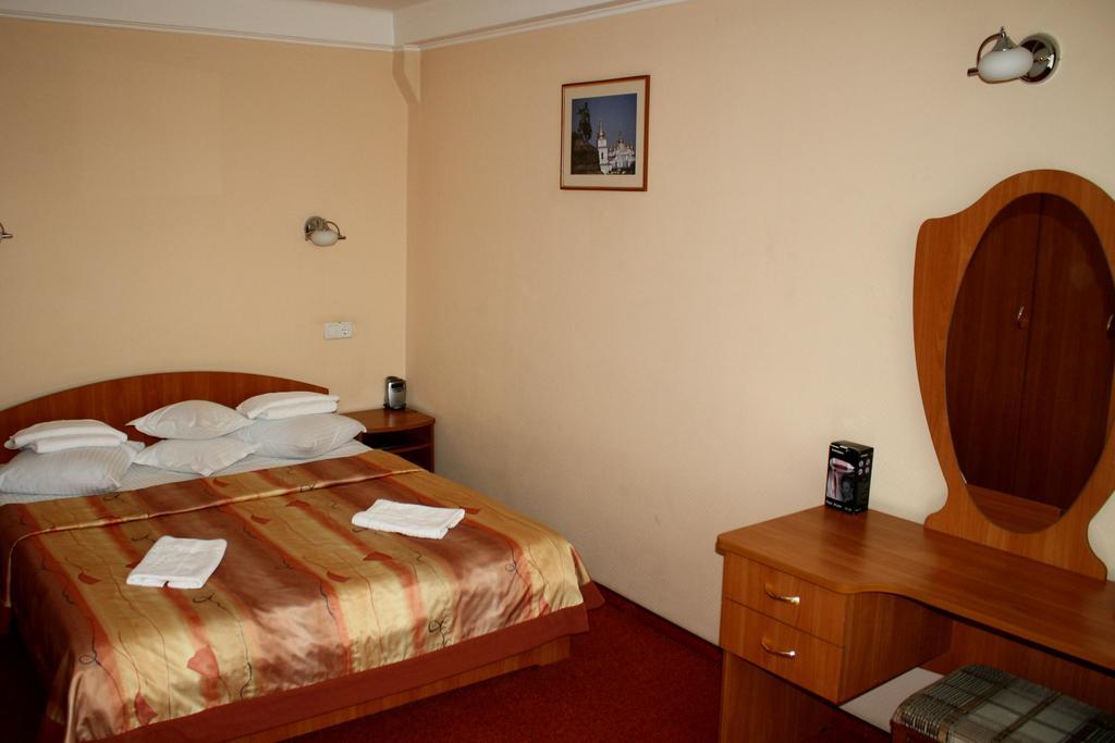 Druzhba Service Hotel Κίεβο Δωμάτιο φωτογραφία