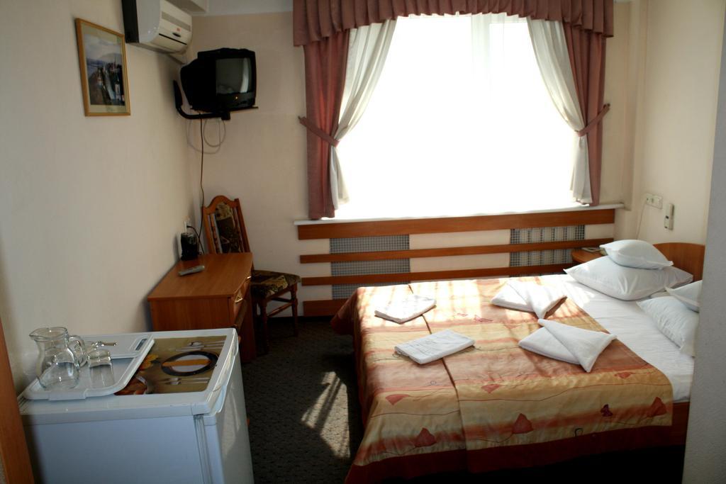 Druzhba Service Hotel Κίεβο Εξωτερικό φωτογραφία